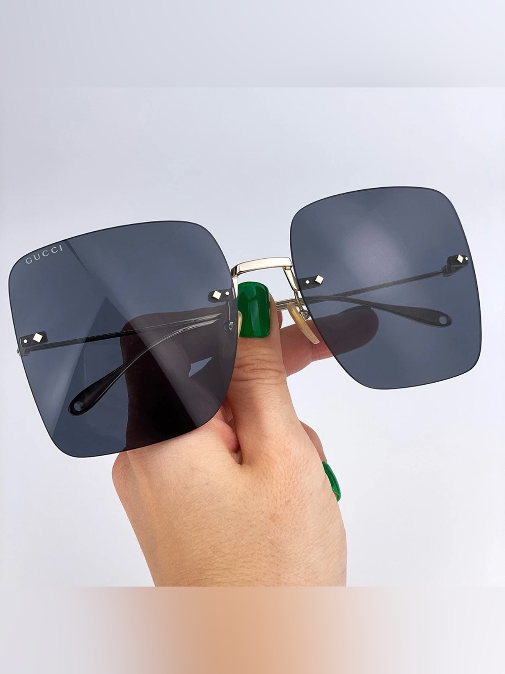Gucci Butterfly Designer Sunglasses Gold Tinted Oversized Rimless GG1147S 001
